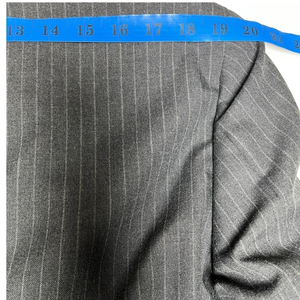 Classic Pinstripe Suit‎ Charcoal Wool Blend John Weitz Palm Beach 46R Big Tall